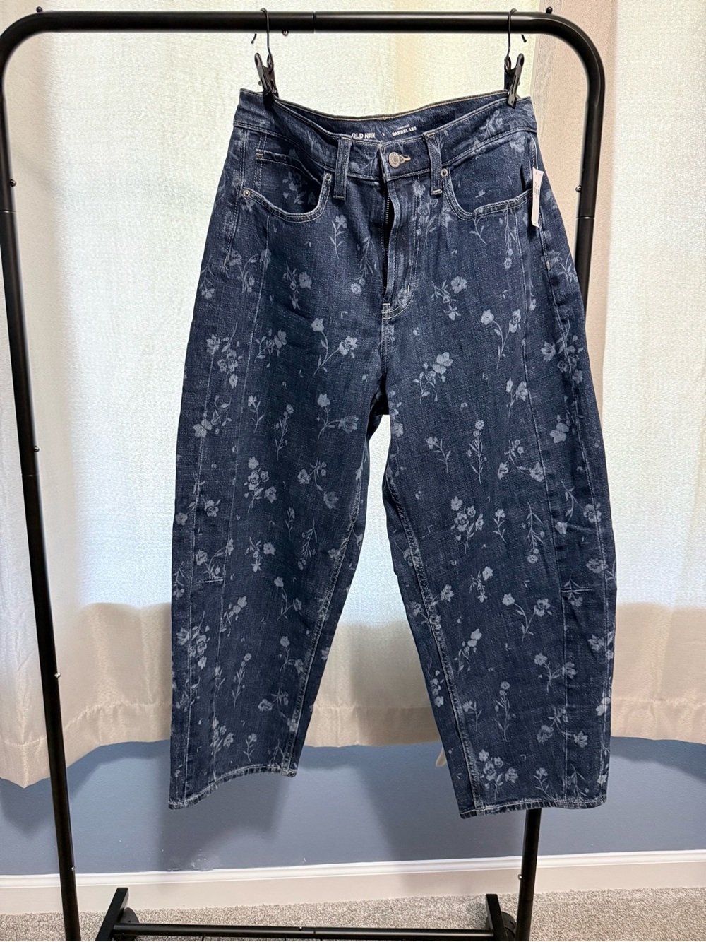 Women’s Old Navy Floral Print Barrel Leg Denim